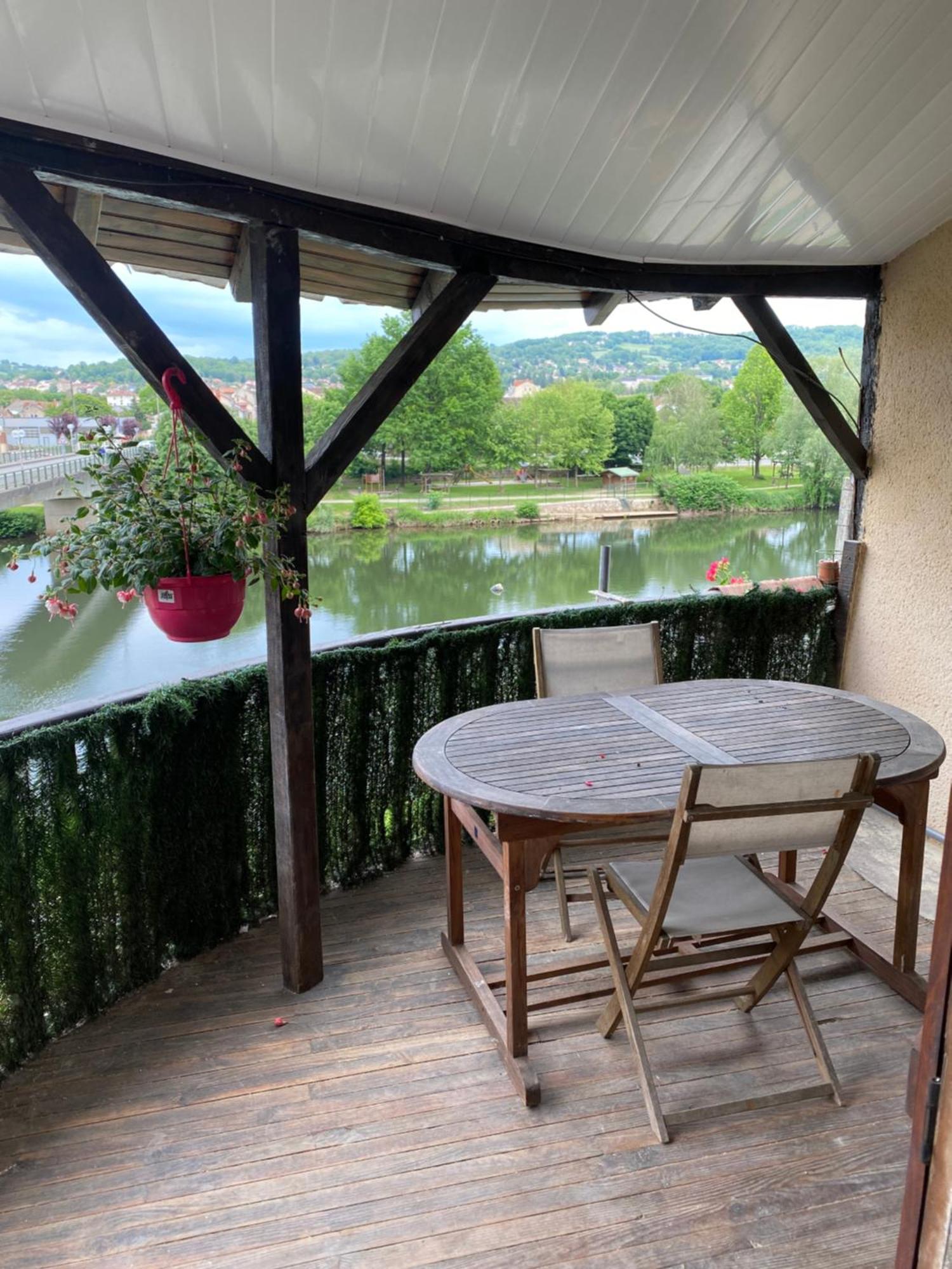 La Casa Du Port, Chambres, Suite Privee, Appartement Avec Vue Sur La Riviere Capendac Exterior foto